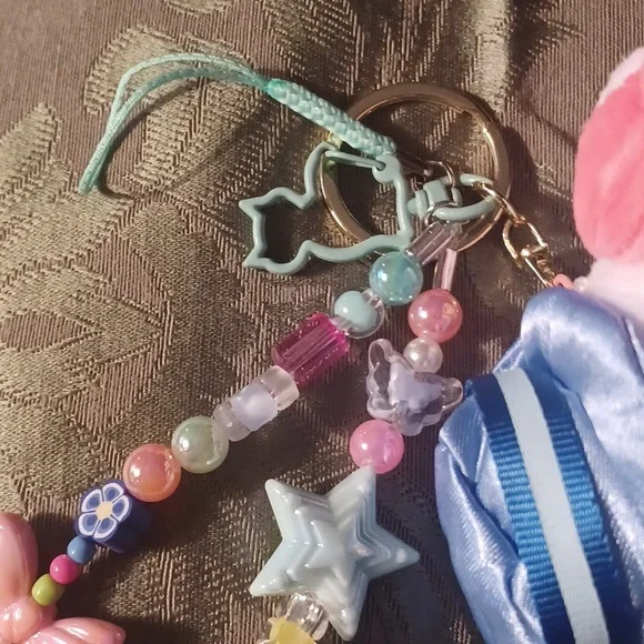 Hello Kitty All Dressed Up 👗 - Picture 4 of 10